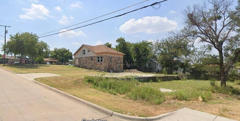 2800 NW 31st Street, Fort Worth, TX 76106 2800 NW 31st Street, Fort Worth, TX 76106