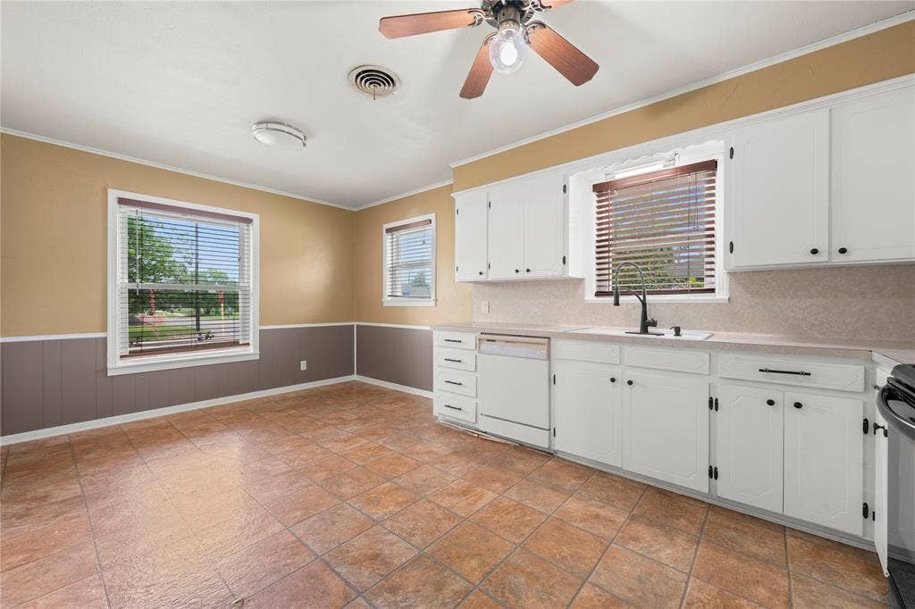 1803 S 15th Street, Temple, TX 76504 1803 S 15th Street, Temple, TX 76504
