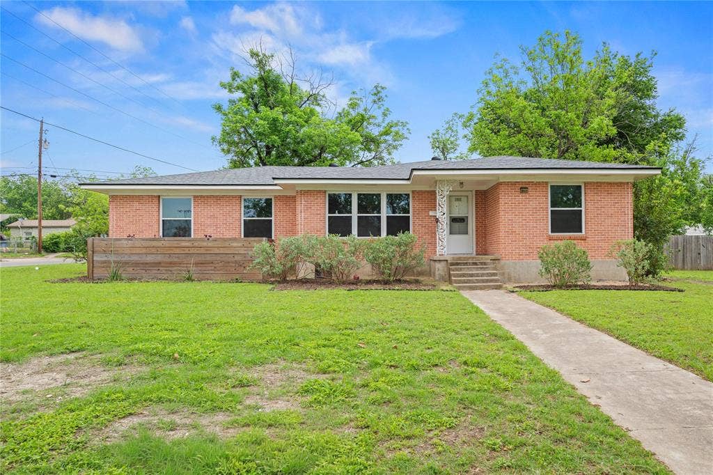1803 S 15th Street, Temple, TX 76504 1803 S 15th Street, Temple, TX 76504