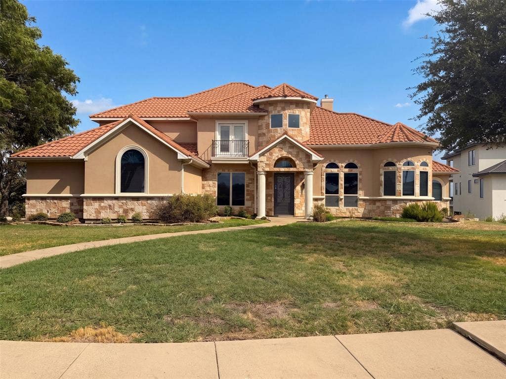 1119 Mallard Pointe Drive, Grand Prairie, TX 75104 1119 Mallard Pointe Drive, Grand Prairie, TX 75104