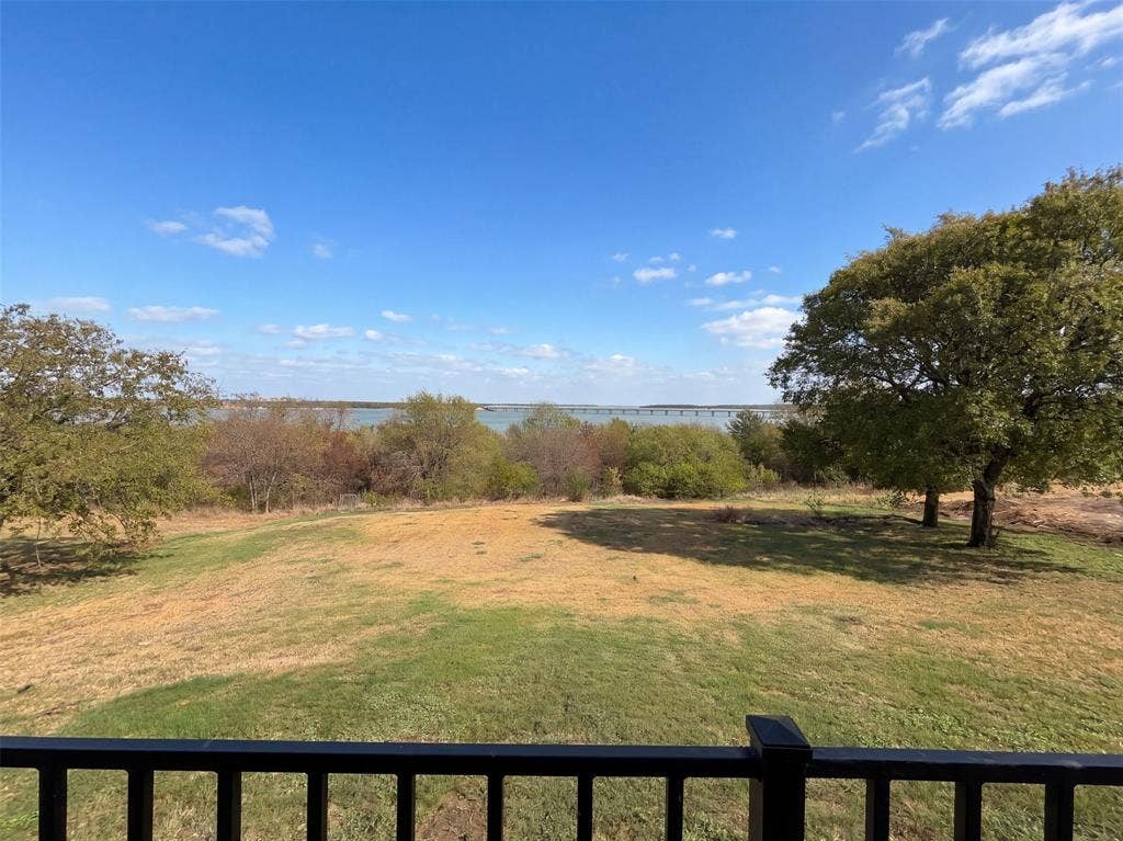 1119 Mallard Pointe Drive, Grand Prairie, TX 75104 1119 Mallard Pointe Drive, Grand Prairie, TX 75104