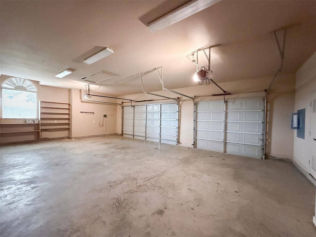 1119 Mallard Pointe Drive, Grand Prairie, TX 75104 1119 Mallard Pointe Drive, Grand Prairie, TX 75104