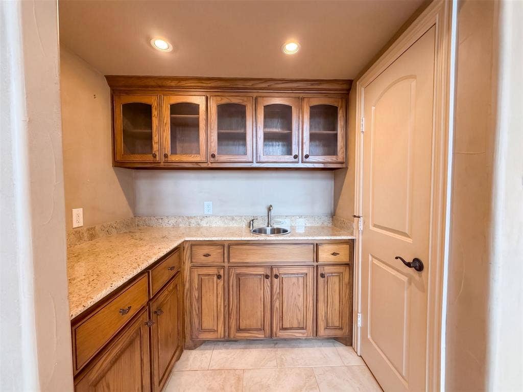 1119 Mallard Pointe Drive, Grand Prairie, TX 75104 1119 Mallard Pointe Drive, Grand Prairie, TX 75104