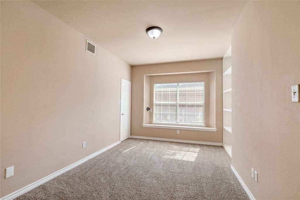 8225 Painted Tree Trail, Fort Worth, TX 76131