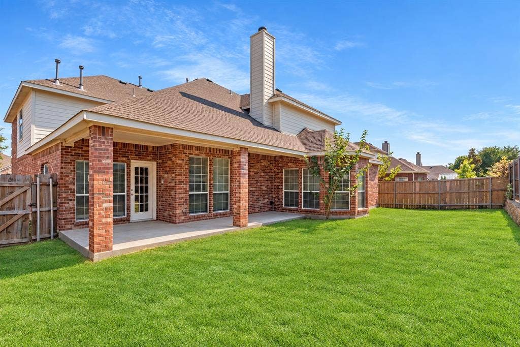 8225 Painted Tree Trail, Fort Worth, TX 76131
