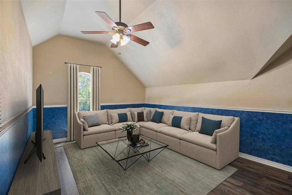 2124 Grayson Road, McKinney, TX 75072 2124 Grayson Road, McKinney, TX 75072