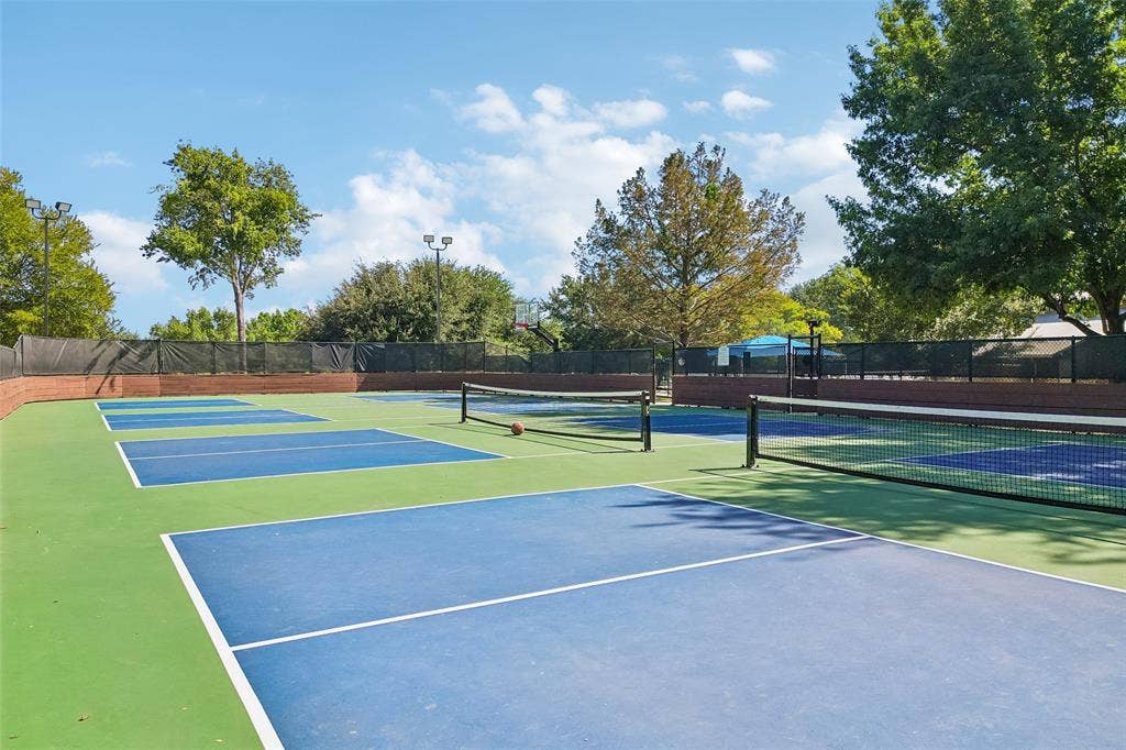 2124 Grayson Road, McKinney, TX 75072 2124 Grayson Road, McKinney, TX 75072