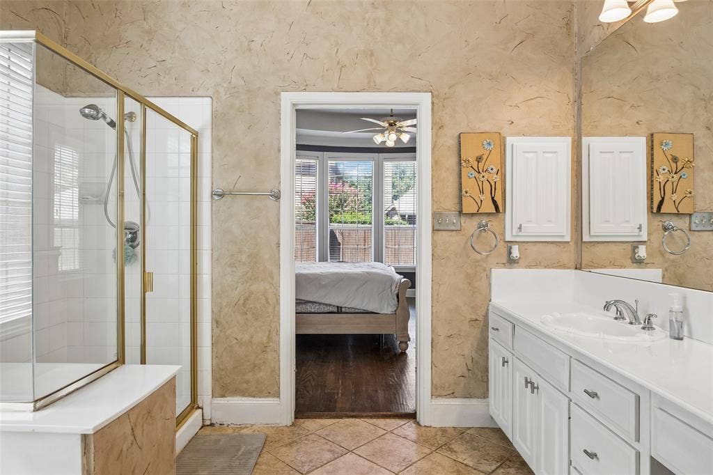 2124 Grayson Road, McKinney, TX 75072 2124 Grayson Road, McKinney, TX 75072