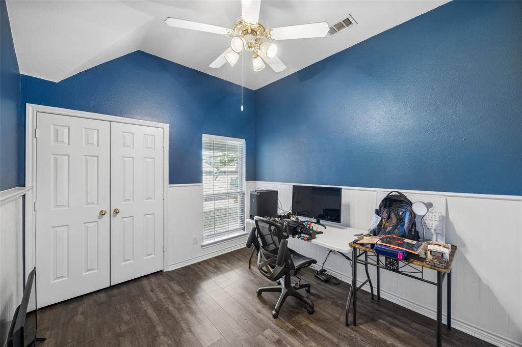 2124 Grayson Road, McKinney, TX 75072 2124 Grayson Road, McKinney, TX 75072