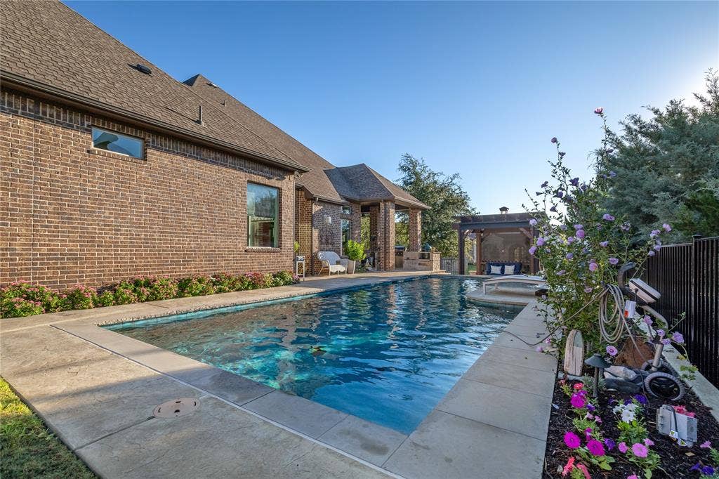 101 Stillwater Circle, Colleyville, TX 76034