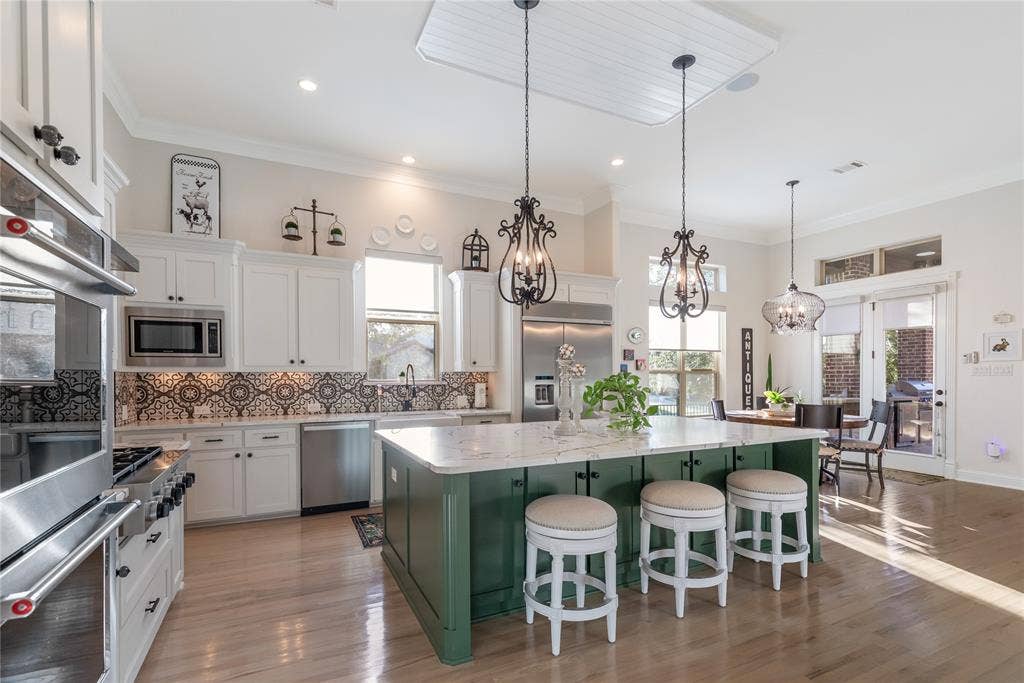 101 Stillwater Circle, Colleyville, TX 76034