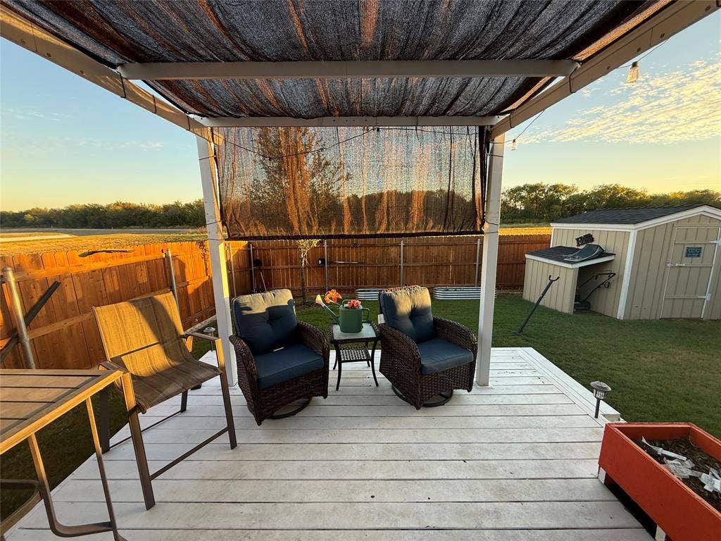 128 Rosings Place, Everman, TX 76140