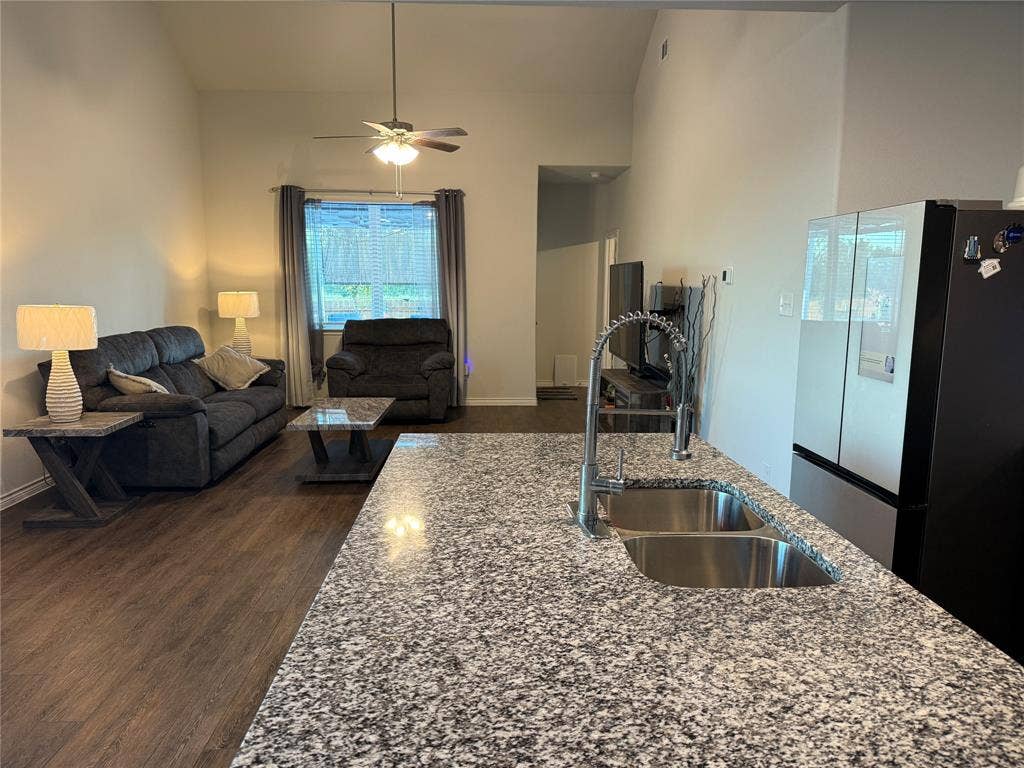 128 Rosings Place, Everman, TX 76140