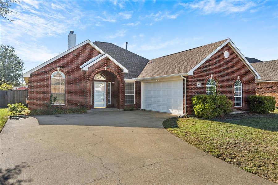 Property photo for 280 Beech Drive, Rockwall, TX