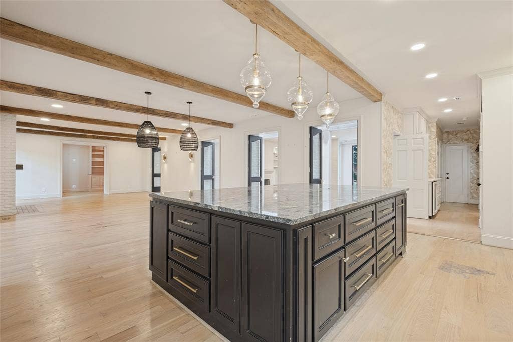 4331 Versailles Avenue, Highland Park, TX 75205 4331 Versailles Avenue, Highland Park, TX 75205