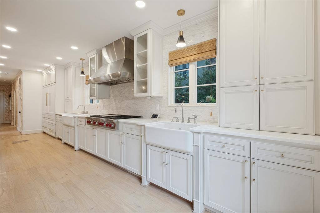 4331 Versailles Avenue, Highland Park, TX 75205 4331 Versailles Avenue, Highland Park, TX 75205