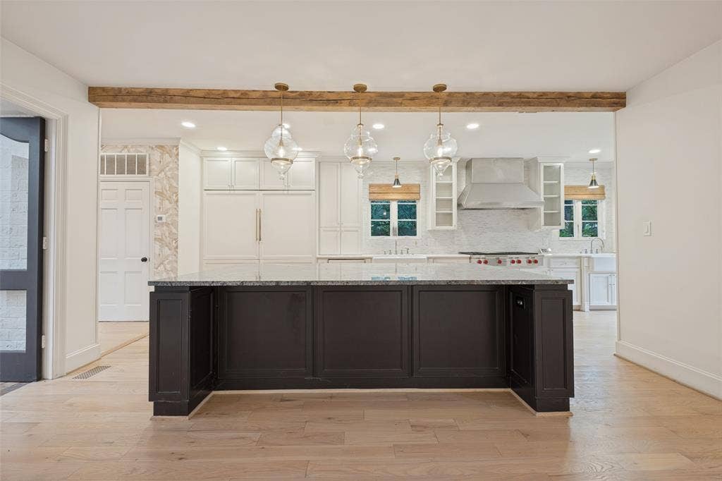 4331 Versailles Avenue, Highland Park, TX 75205 4331 Versailles Avenue, Highland Park, TX 75205