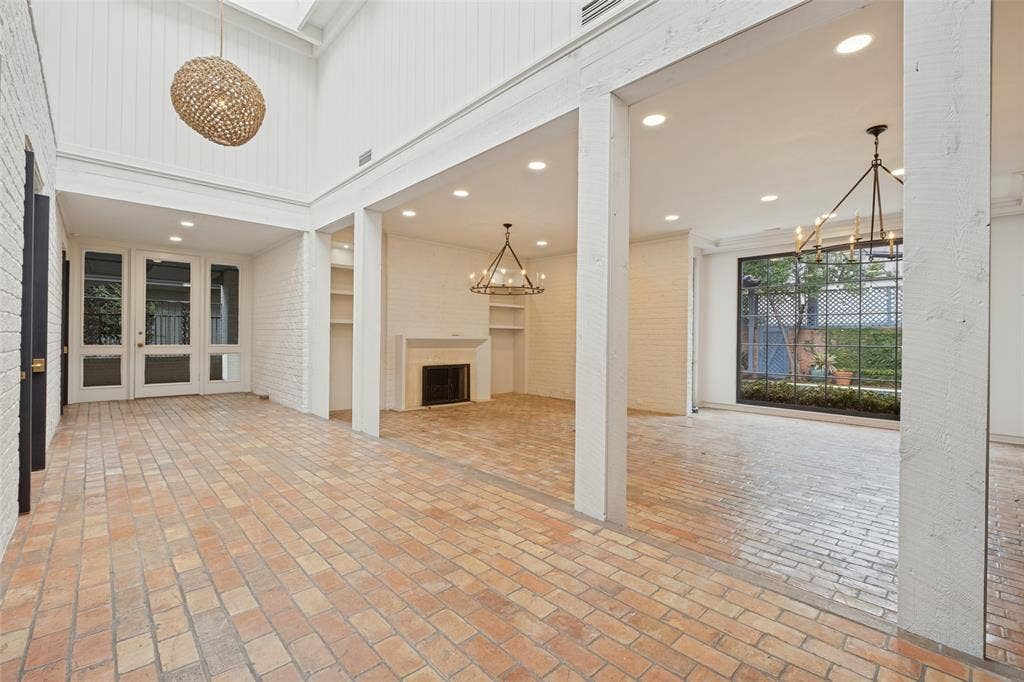 4331 Versailles Avenue, Highland Park, TX 75205 4331 Versailles Avenue, Highland Park, TX 75205