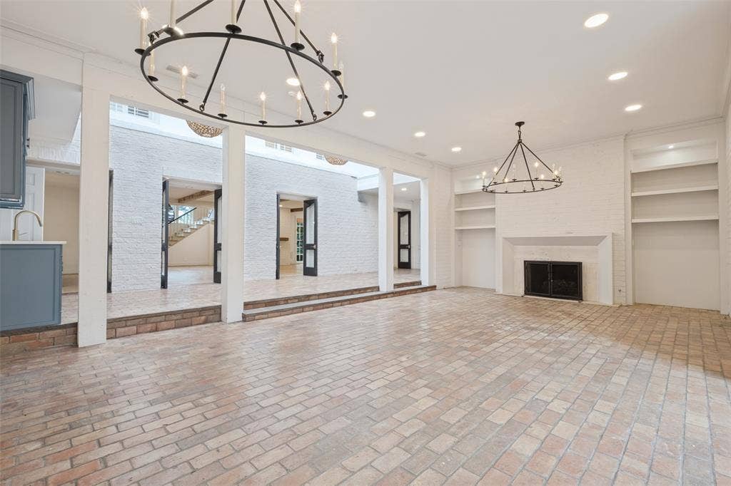 4331 Versailles Avenue, Highland Park, TX 75205 4331 Versailles Avenue, Highland Park, TX 75205