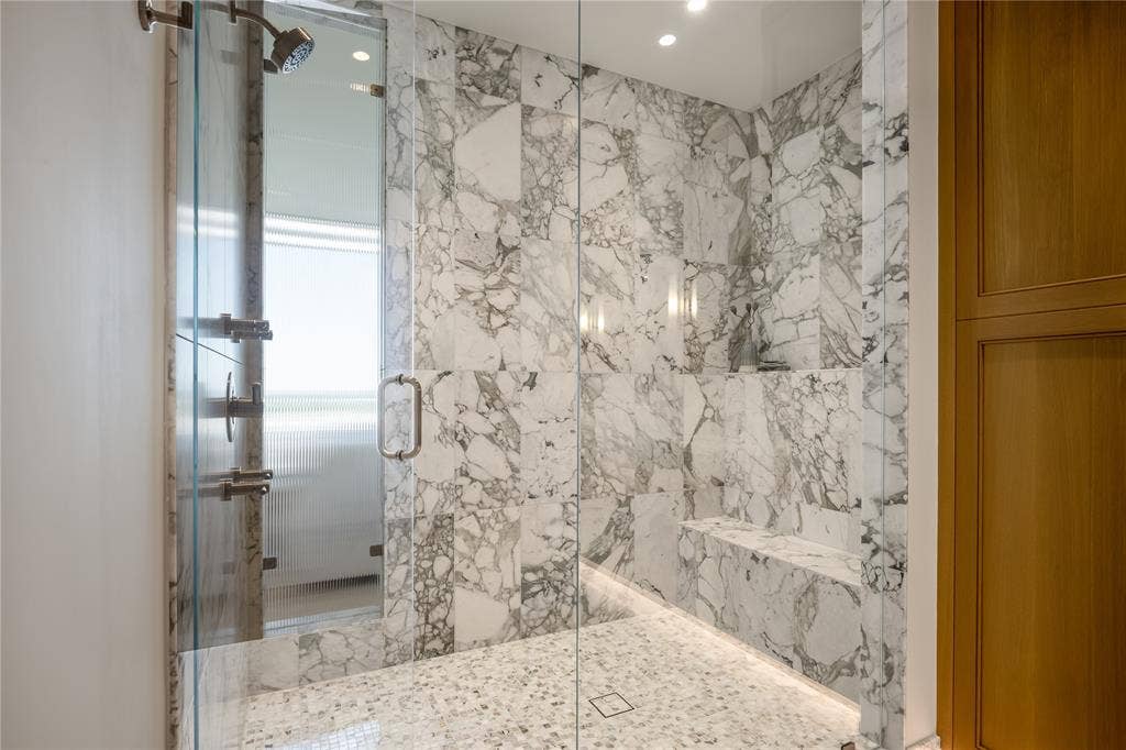 2408 Victory Park Lane, #1442, Dallas, TX 75219 2408 Victory Park Lane, #1442, Dallas, TX 75219
