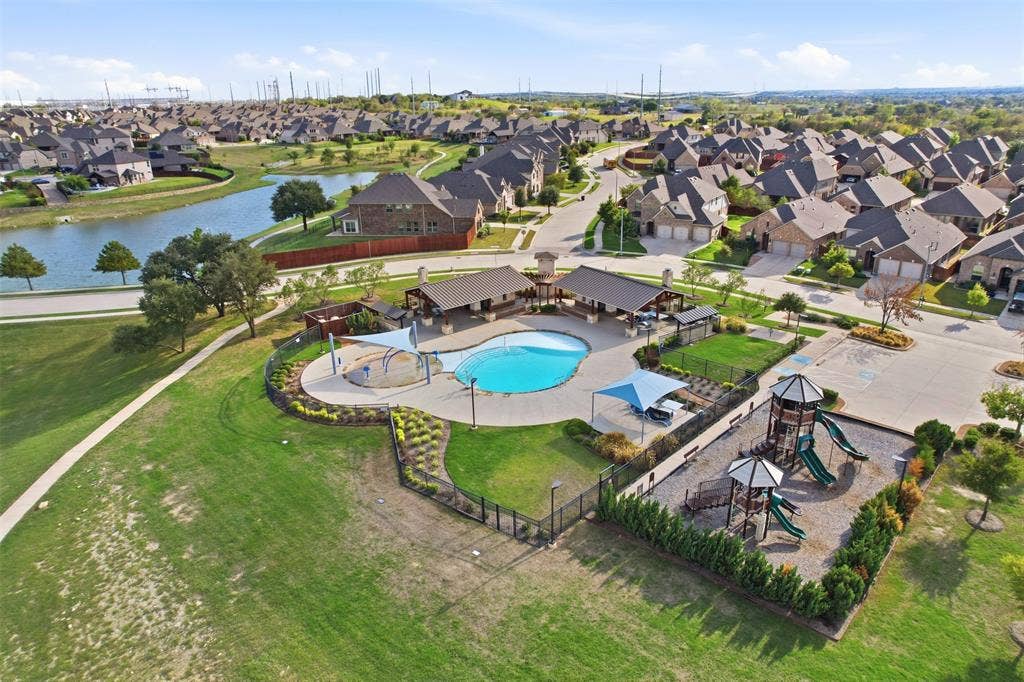 14616 Spitfire Trail, Fort Worth, TX 76262