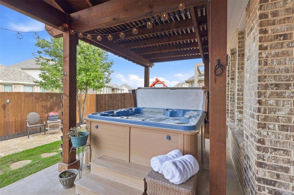 14616 Spitfire Trail, Fort Worth, TX 76262