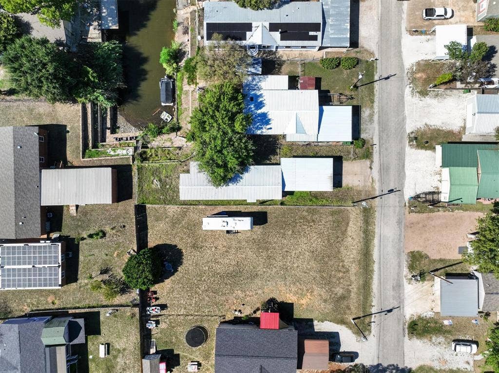 6624 Dayla Court, Granbury, TX 76049 Additional content