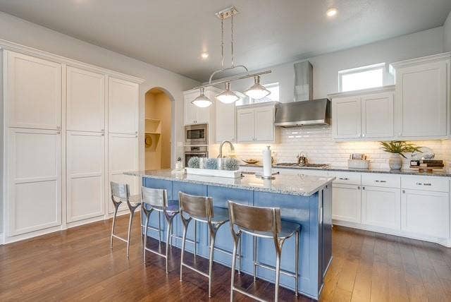 1314 Prestwick Court, Granbury, TX 76048 1314 Prestwick Court, Granbury, TX 76048