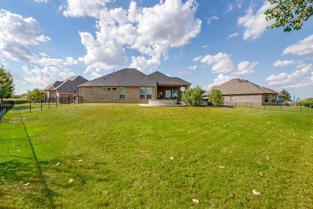 1314 Prestwick Court, Granbury, TX 76048 Very large lot with access to golf course