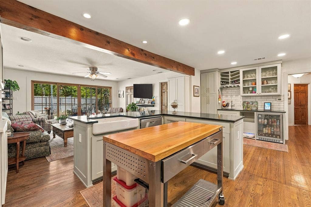 612 Northlake Drive, Dallas, TX 75218