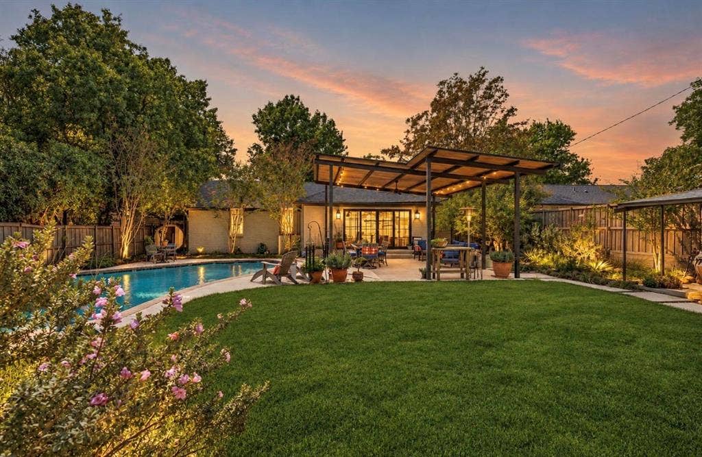 612 Northlake Drive, Dallas, TX 75218