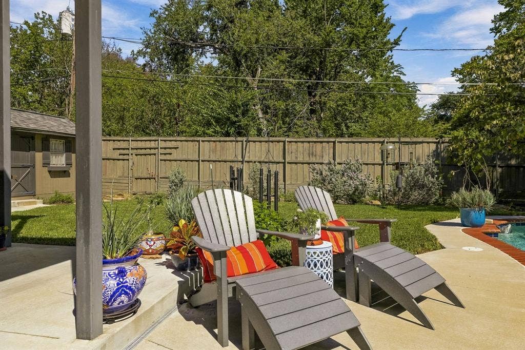 612 Northlake Drive, Dallas, TX 75218