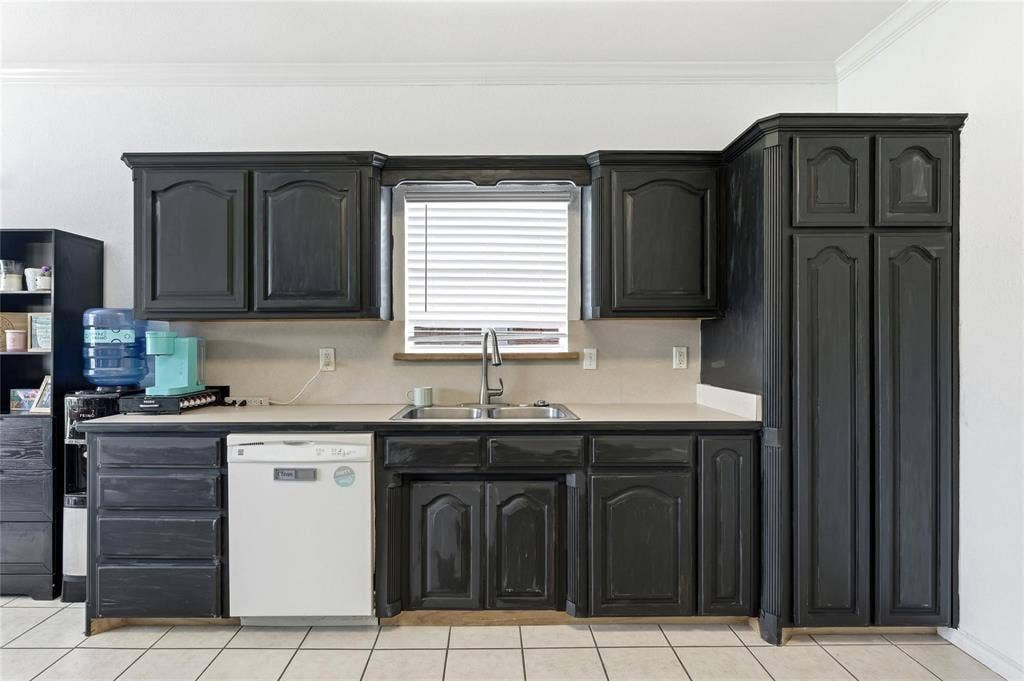 408 Sunshine Trail, Bells, TX 75414