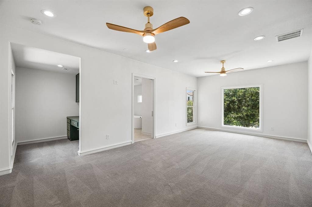 6823 Lakehurst Avenue, Dallas, TX 75230