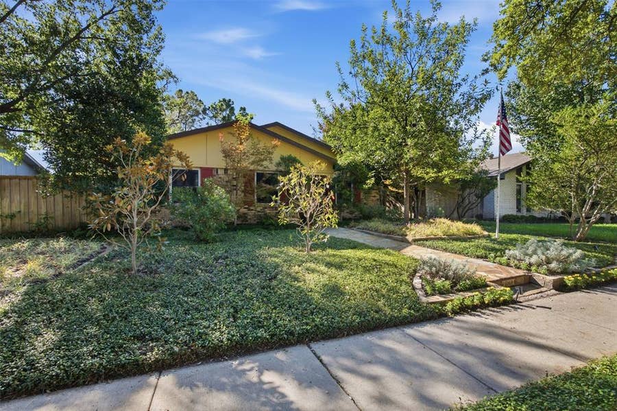 Property photo for 5068 Avery Lane, The Colony, TX
