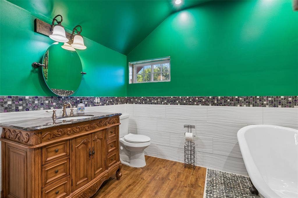 1430 Harlin Drive, St. Paul, TX 75098 1430 Harlin Drive, St. Paul, TX 75098