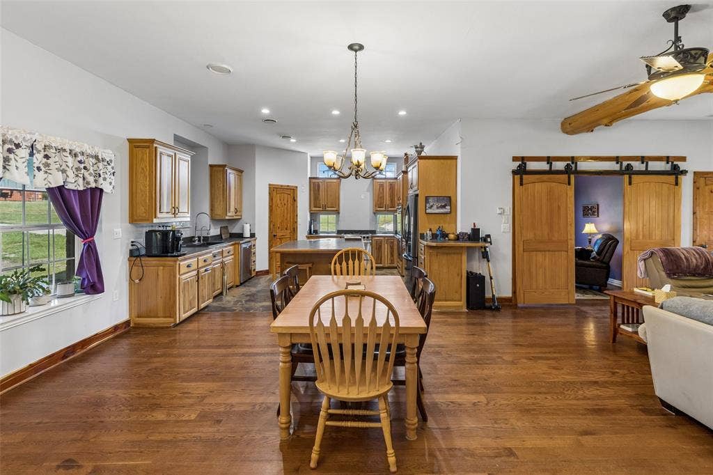 1430 Harlin Drive, St. Paul, TX 75098 1430 Harlin Drive, St. Paul, TX 75098