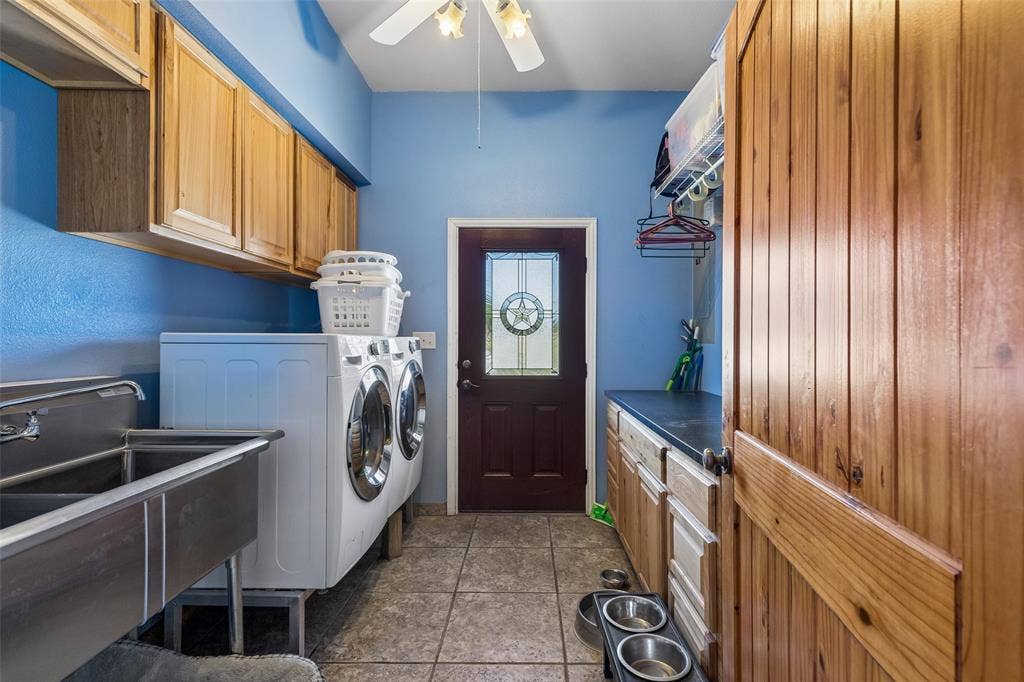1430 Harlin Drive, St. Paul, TX 75098 1430 Harlin Drive, St. Paul, TX 75098