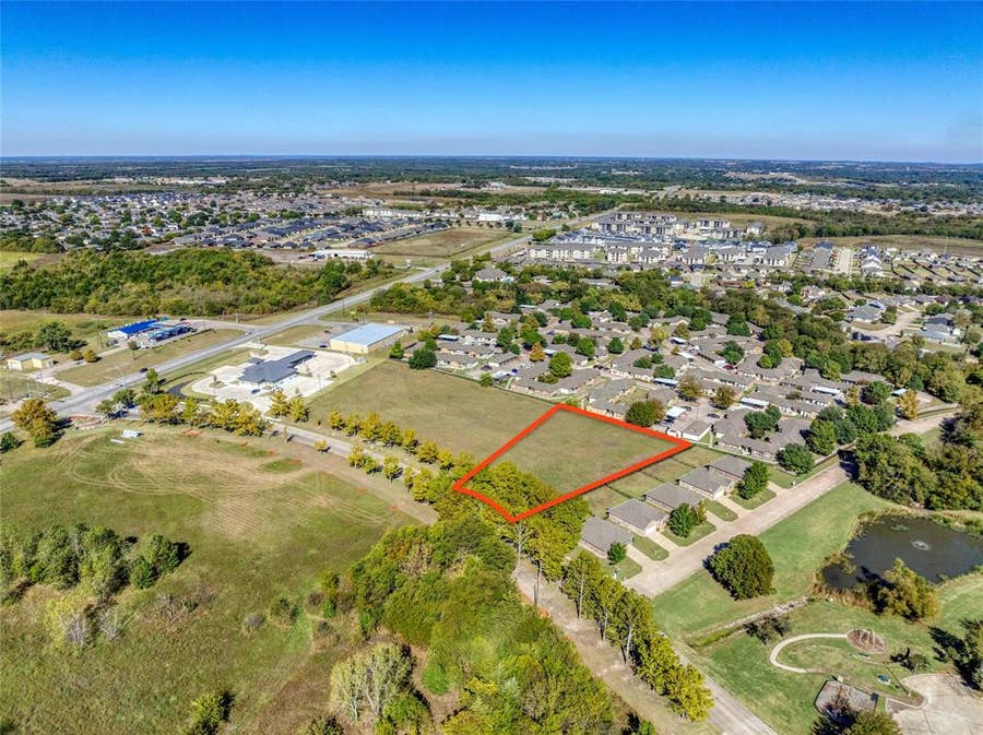 Property photo for 3705 W Park Avenue, Sherman, TX
