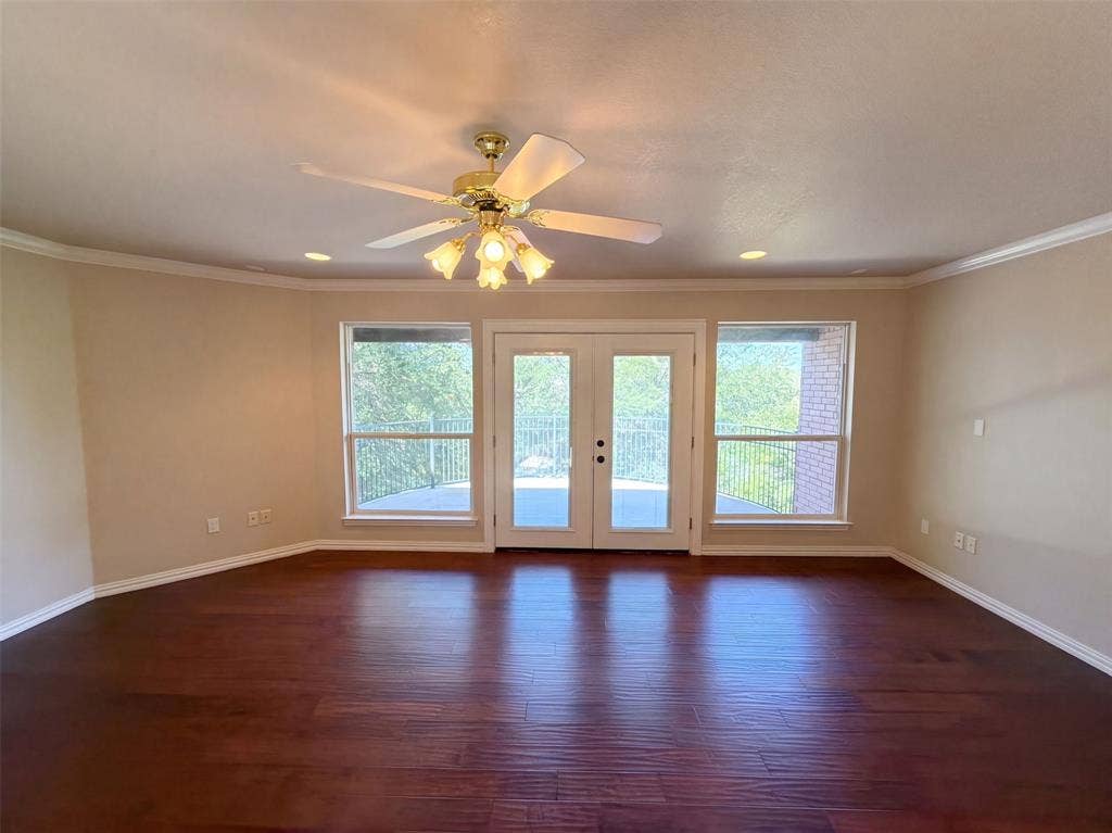 9313 Dosier Cove W, Fort Worth, TX 76179