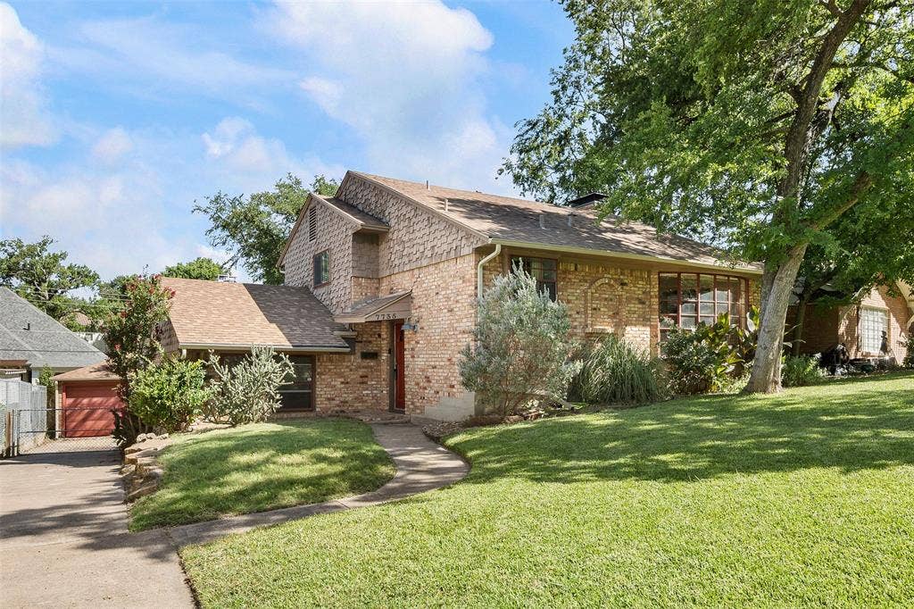 7735 Deer Trail Drive, Dallas, TX 75238 7735 Deer Trail Drive