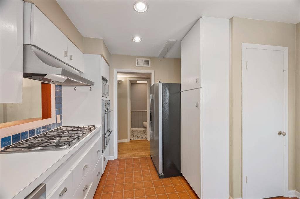 7735 Deer Trail Drive, Dallas, TX 75238 7735 Deer Trail Drive, Dallas, TX 75238