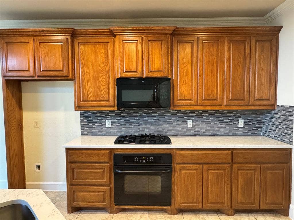 3712 Landsdowne Drive, McKinney, TX 75072 3712 Landsdowne Drive, McKinney, TX 75072