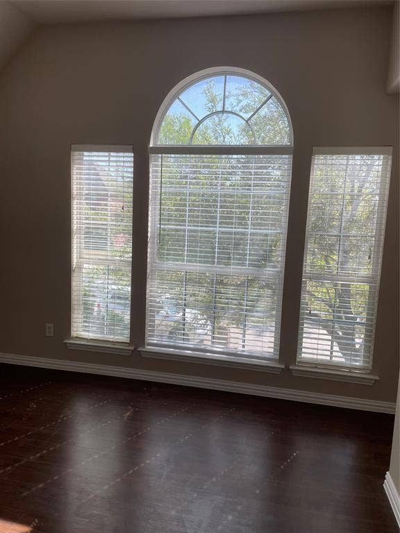 3712 Landsdowne Drive, McKinney, TX 75072 3712 Landsdowne Drive, McKinney, TX 75072