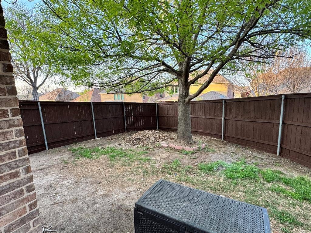 3712 Landsdowne Drive, McKinney, TX 75072 3712 Landsdowne Drive, McKinney, TX 75072