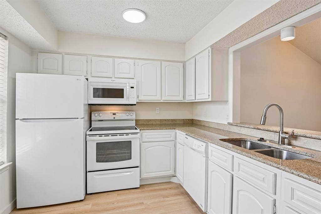 5300 Keller Springs Road, #2055, Dallas, TX 75248 5300 Keller Springs Road, #2055, Dallas, TX 75248