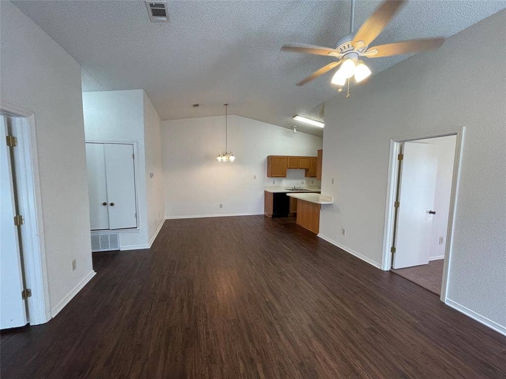 1708 Carrington Drive, Glenn Heights, TX 75154 1708 Carrington Drive, Glenn Heights, TX 75154