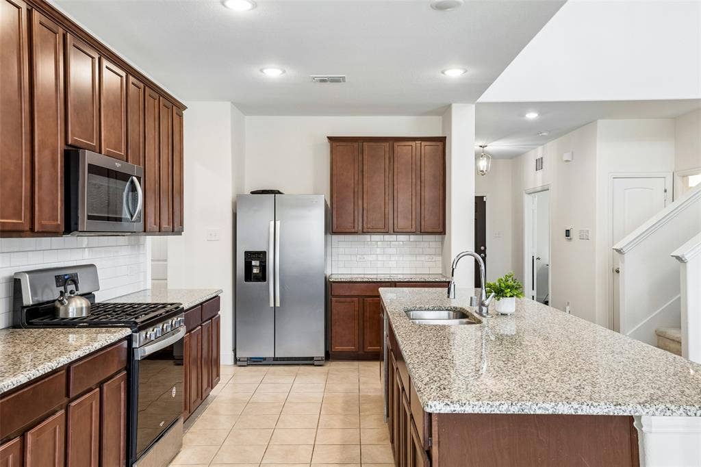 11732 Wulstone Road, Fort Worth, TX 76052 11732 Wulstone Road, Fort Worth, TX 76052