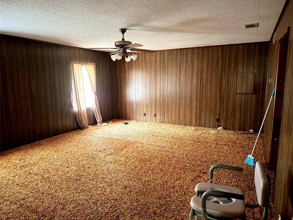 813 Circle Drive, Terrell, TX 75160 813 Circle Drive, Terrell, TX 75160