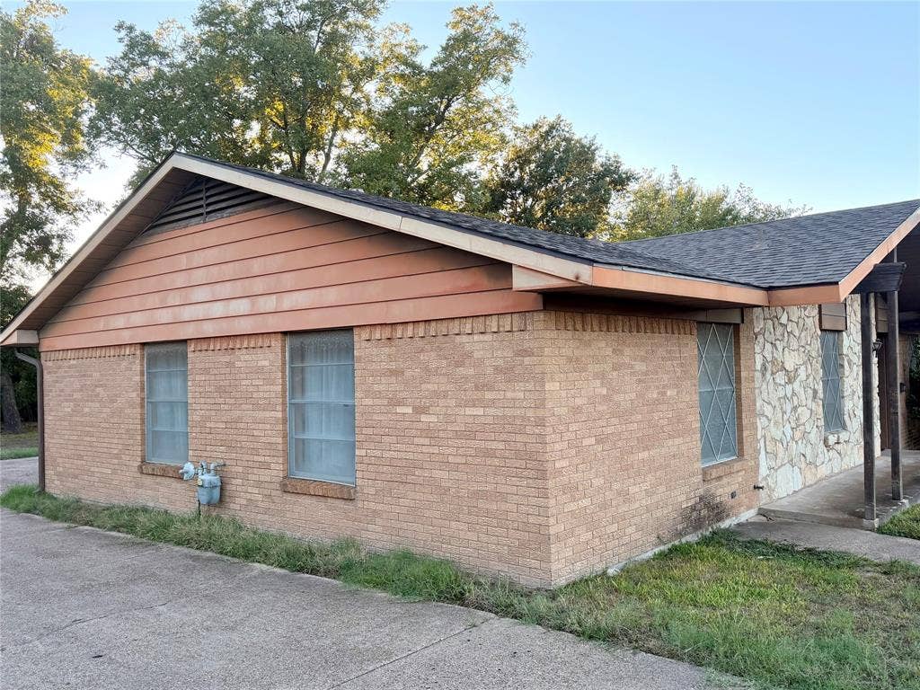 813 Circle Drive, Terrell, TX 75160 813 Circle Drive, Terrell, TX 75160